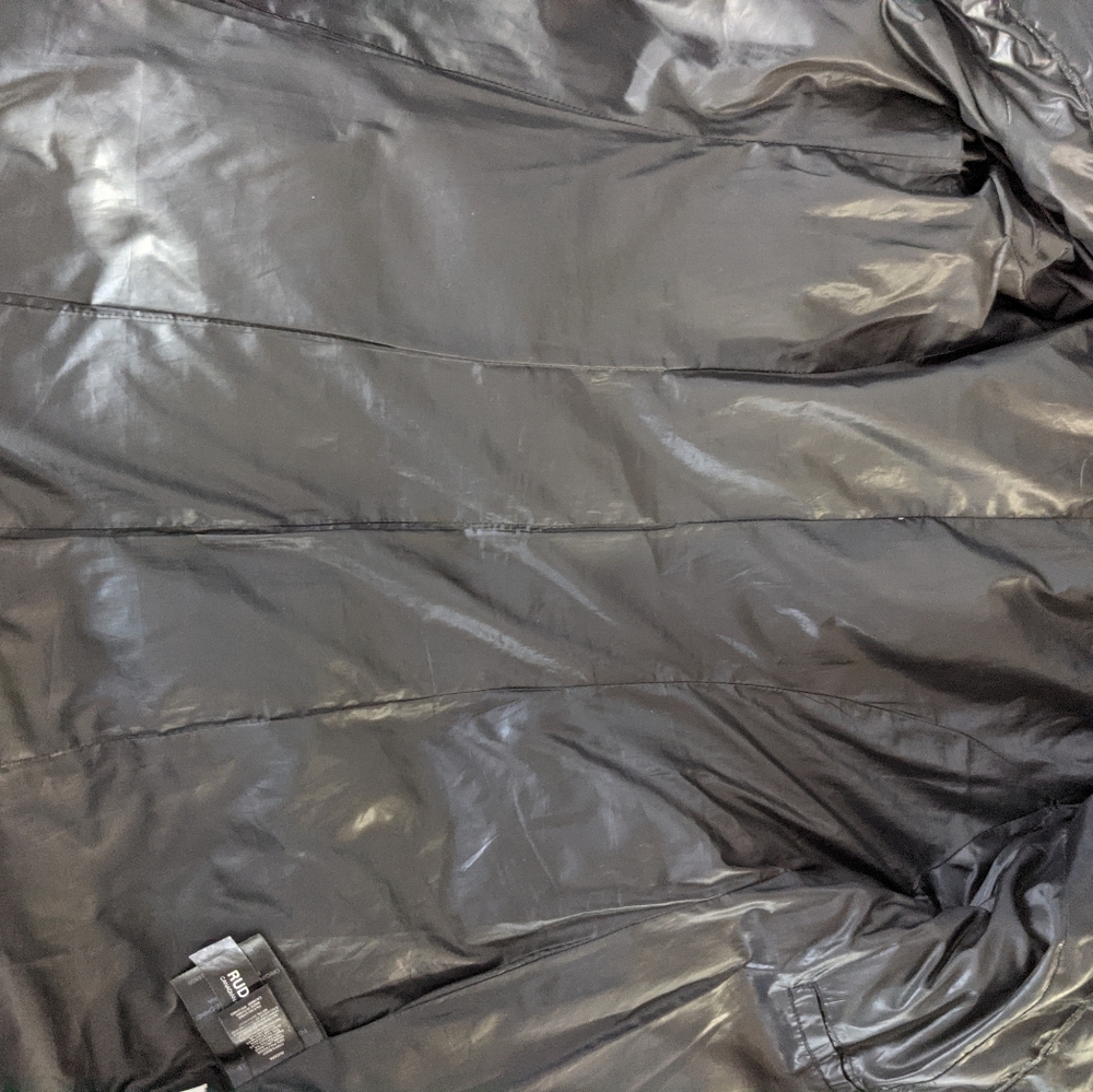 Coat - Picture 7 of 10